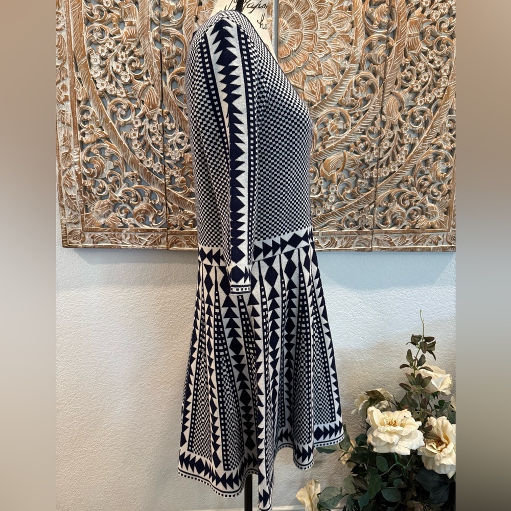 Nina Leonard Navy Blue & White Knit Midi Length Dress- size XL - Picture 5 of 11